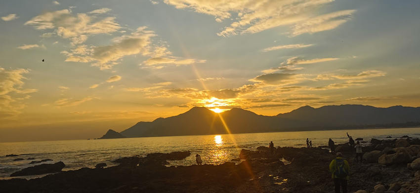 公司组织丛林穿越